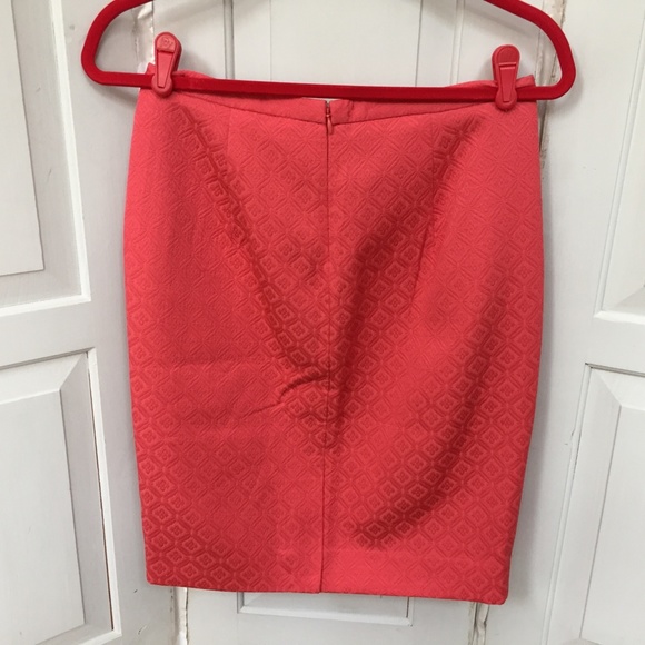 The Limited Pink Pencil Skirt - Picture 12 of 15